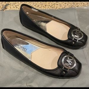 Michael Kors black leather Fulton flat. Sz 6.5
